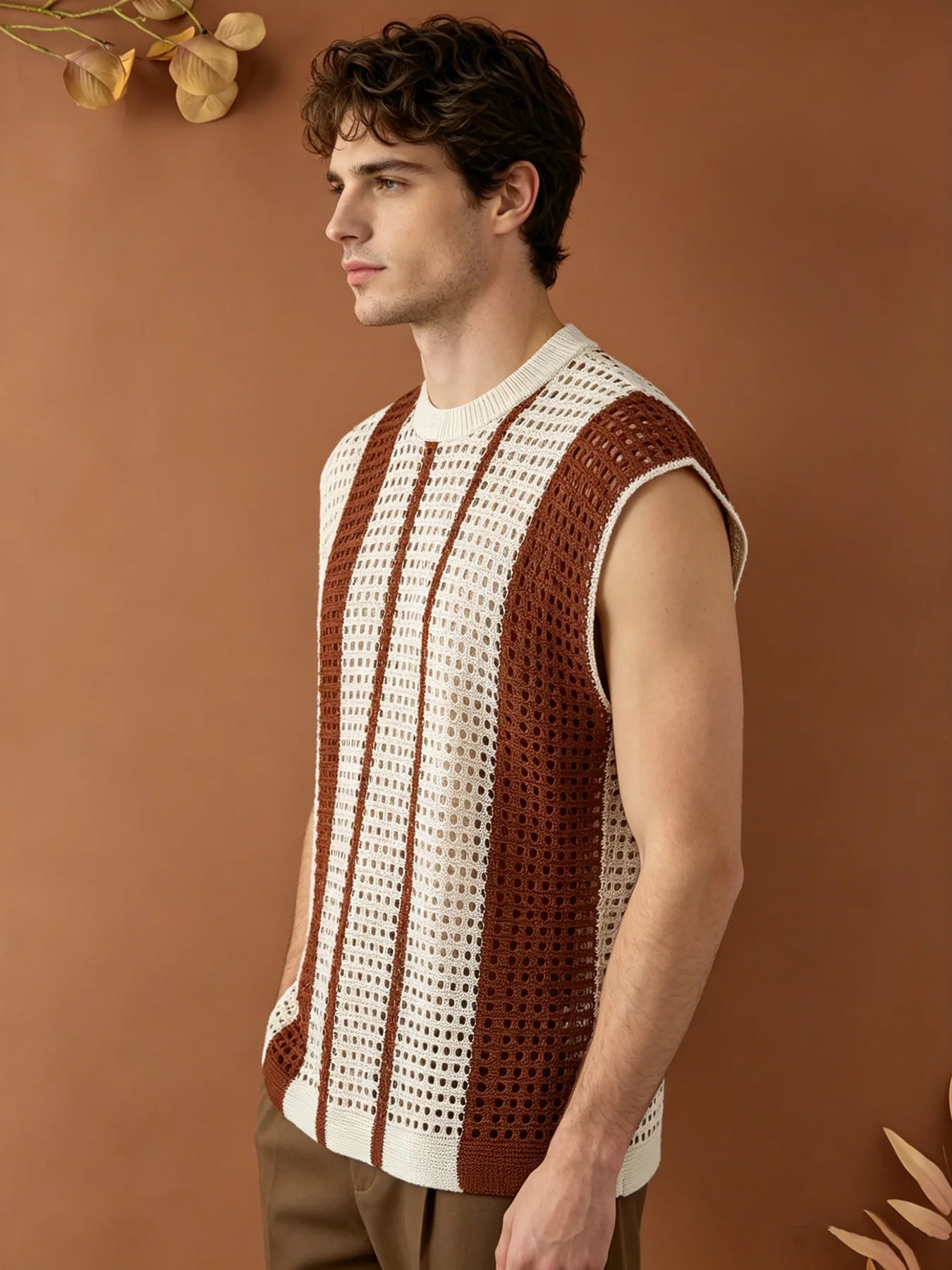 Men’s Knit Sleeveless Vest