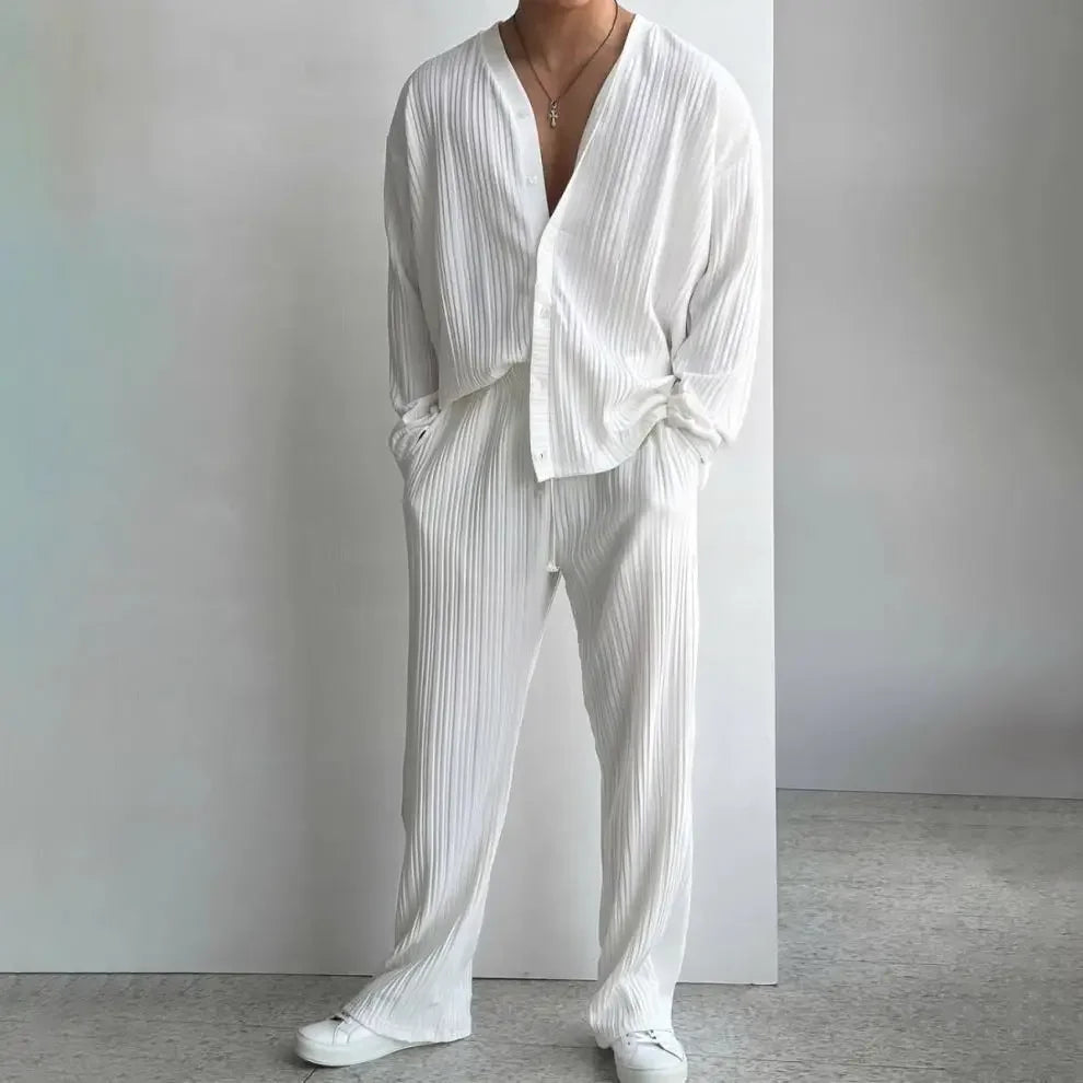 Men Solid V Neck Cardigan Sweater
