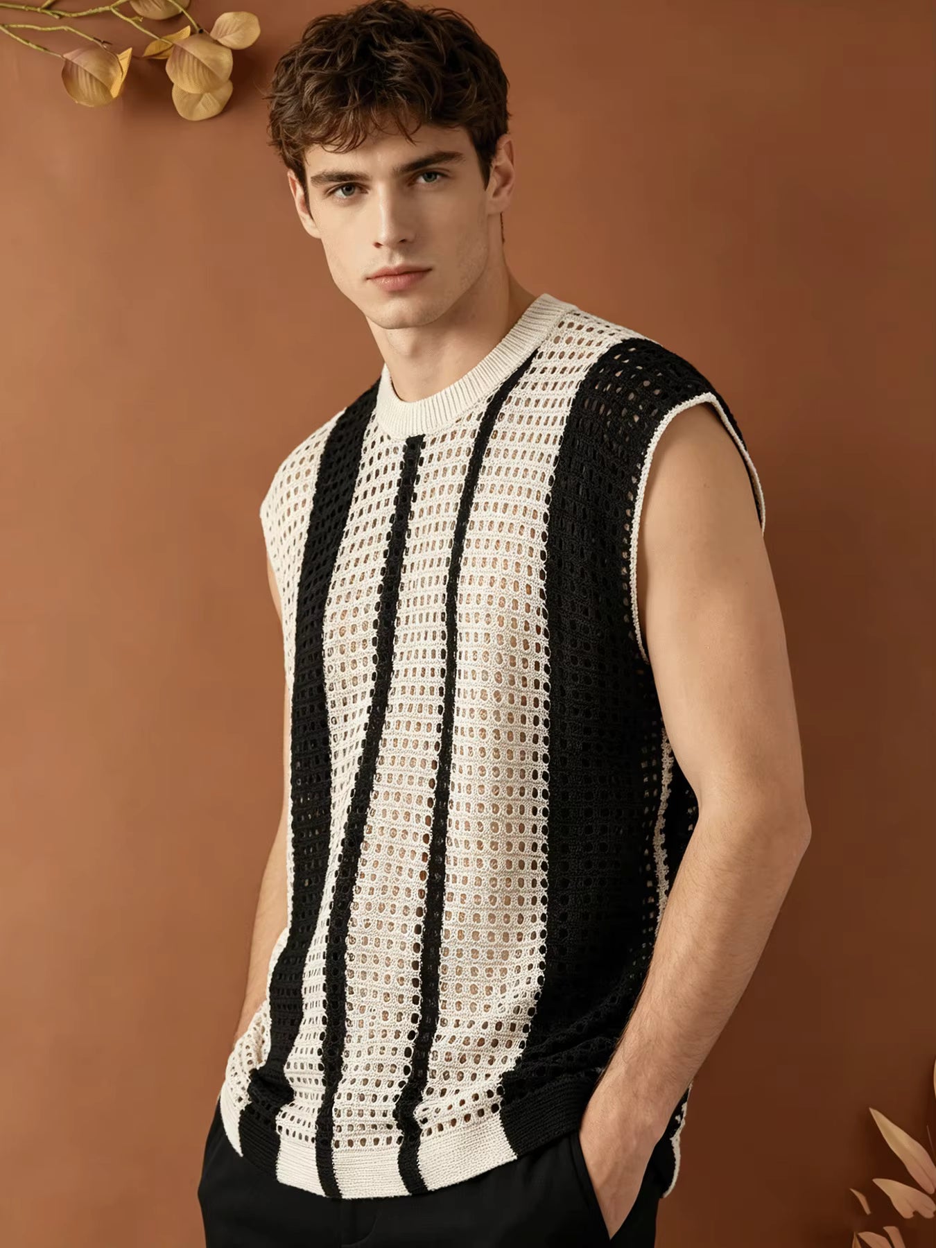 Men’s Knit Sleeveless Vest